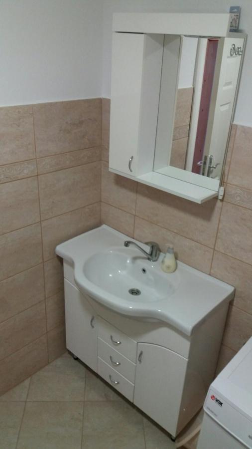 Rita Apartman & Studio ซเรนยานิน ภายนอก รูปภาพ