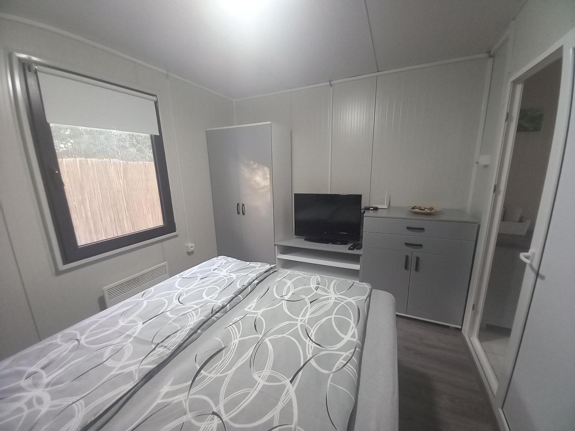 Rita Apartman & Studio ซเรนยานิน ภายนอก รูปภาพ